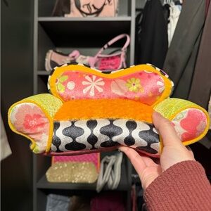 2/$50 groovy girls y2k couch plush 💕